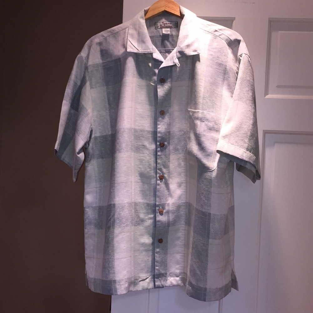 Men’s button down shirt. Tommy Bahama.